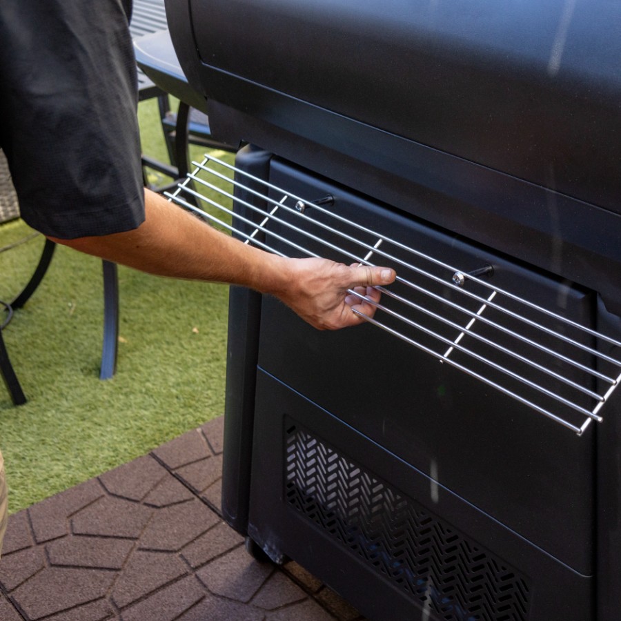 additioanl image for  Pit Boss Competition Series 1600 Titan 